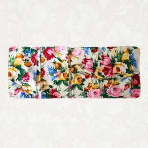 Vintage Fifth Avenue Collection Floral Travel Wrap | Unused Makeup Organizer